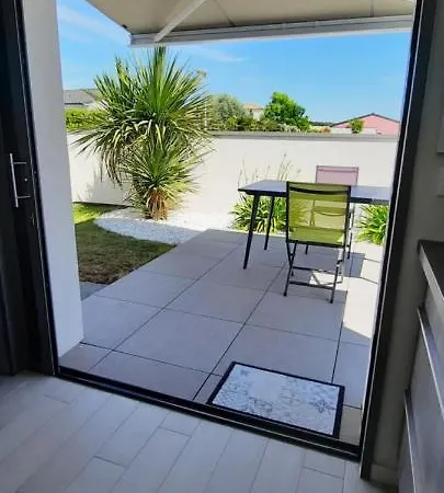 Neuf Climatisé Avec Parking Saint-Sulpice-de-Royan