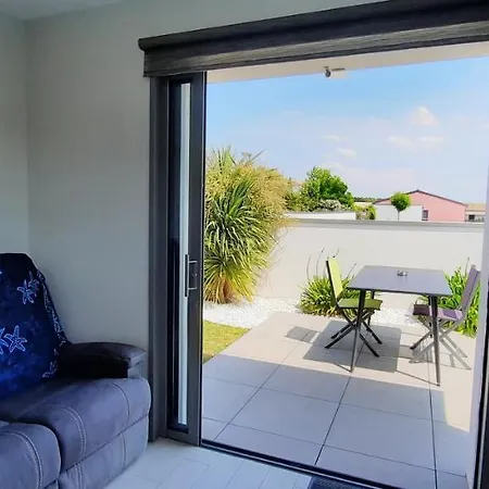 Neuf Climatisé Avec Parking Saint-Sulpice-de-Royan