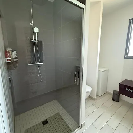 Neuf Climatisé Avec Parking Saint-Sulpice-de-Royan